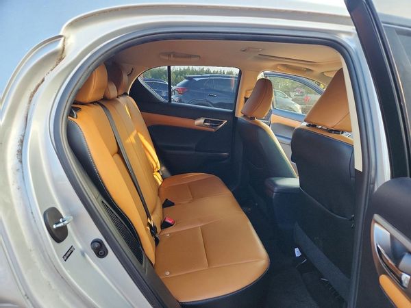 2014 LEXUS CT 200h