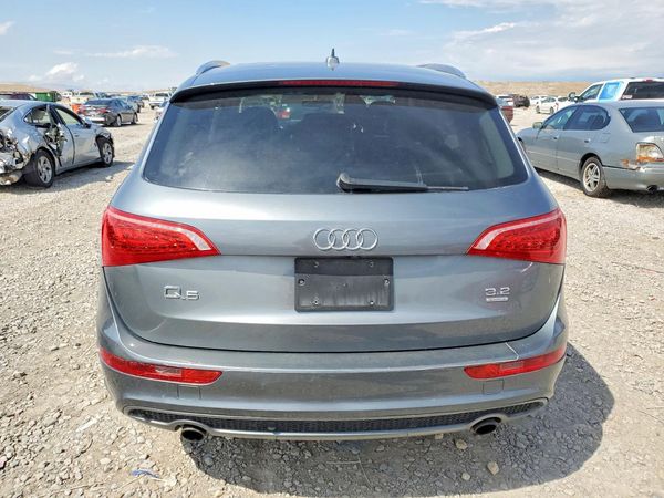 2012 AUDI Q5 Premium Plus