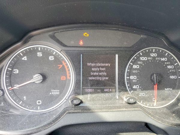 2012 AUDI Q5 Premium Plus