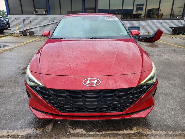 2022 HYUNDAI ELANTRA