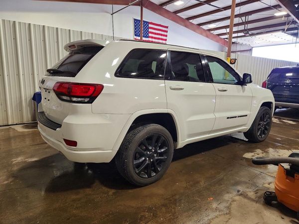 2022 JEEP GRAND CHEROKEE WK LAREDO 4X4