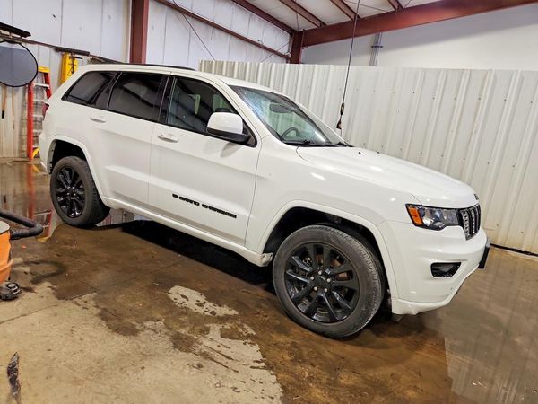 2022 JEEP GRAND CHEROKEE WK LAREDO 4X4