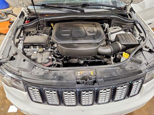 2022 JEEP GRAND CHEROKEE WK LAREDO 4X4