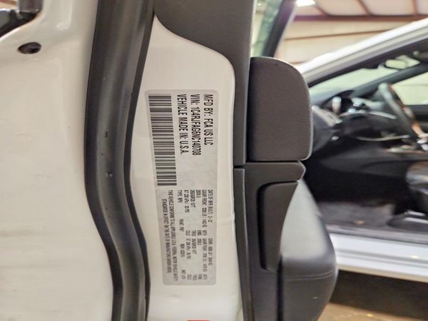 2022 JEEP GRAND CHEROKEE WK LAREDO 4X4