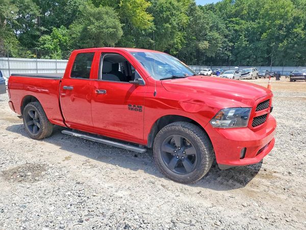 2018 RAM 1500 ST