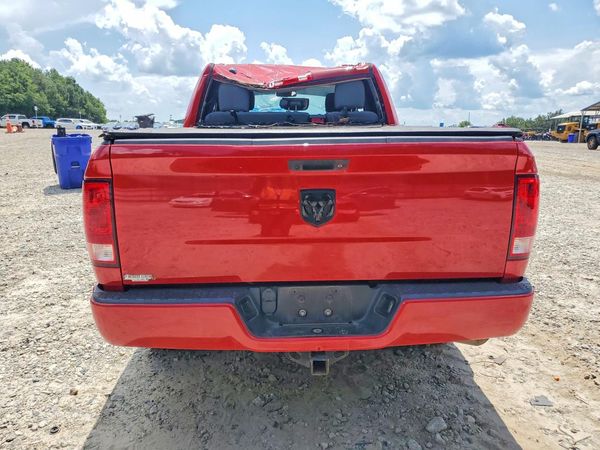 2018 RAM 1500 ST