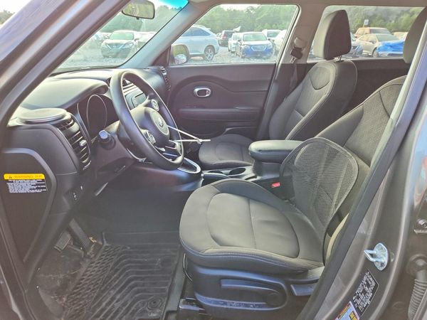 2019 KIA SOUL Base