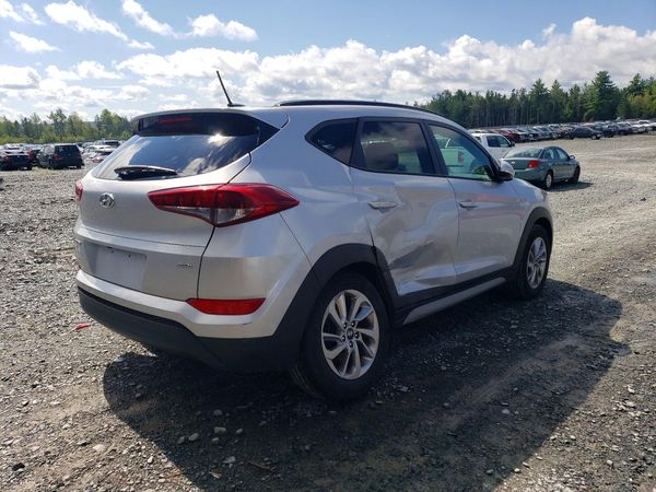 2017 HYUNDAI TUCSON
