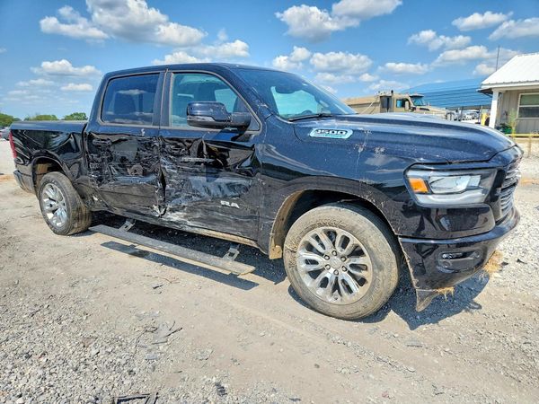 2023 RAM 1500 LARAMIE CREW CAB 4X2