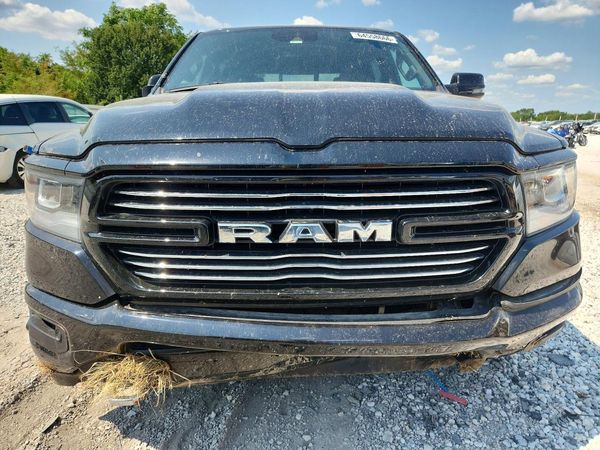 2023 RAM 1500 LARAMIE CREW CAB 4X2