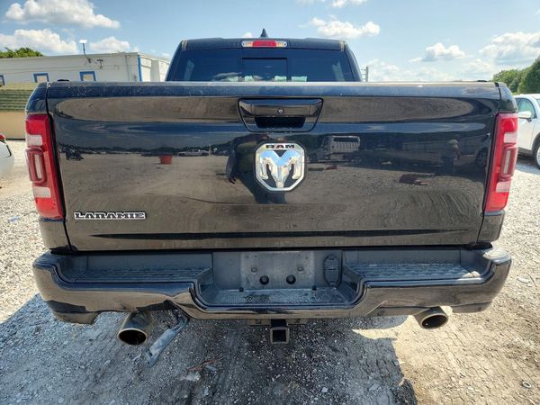 2023 RAM 1500 LARAMIE CREW CAB 4X2