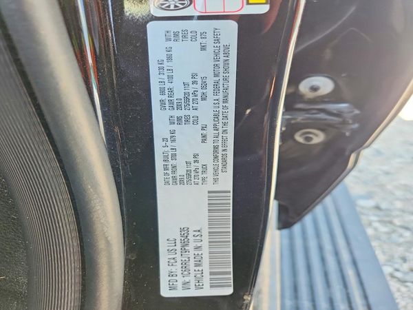 2023 RAM 1500 LARAMIE CREW CAB 4X2