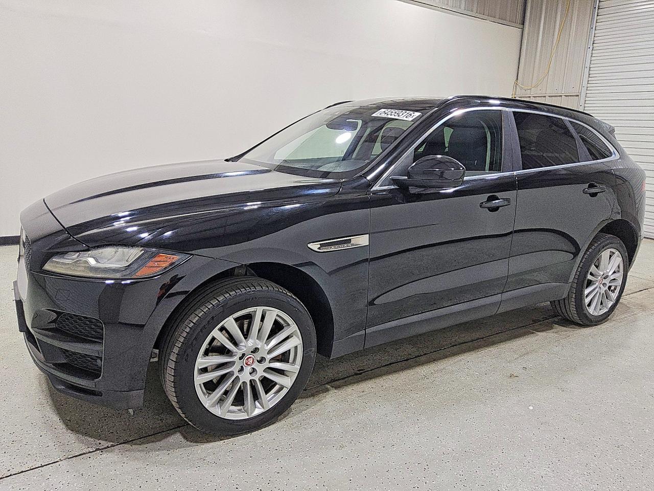 2019 JAGUAR F-PACE Prestige