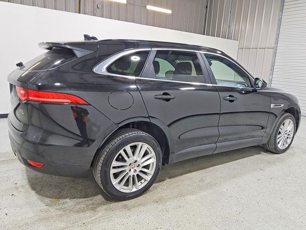 2019 JAGUAR F-PACE Prestige
