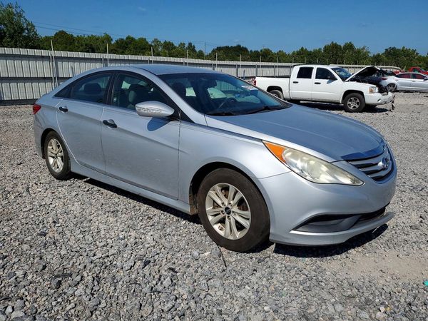 2014 HYUNDAI SONATA