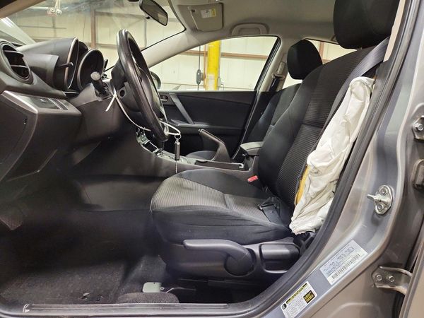 2013 MAZDA 3 Sport/GX