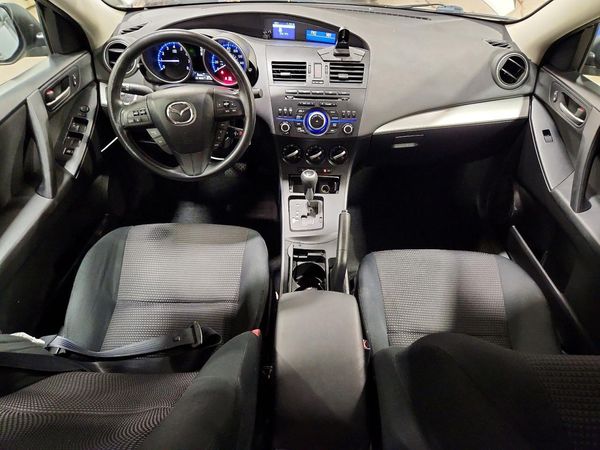 2013 MAZDA 3 Sport/GX