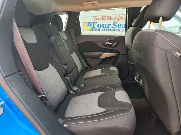 2018 JEEP CHEROKEE