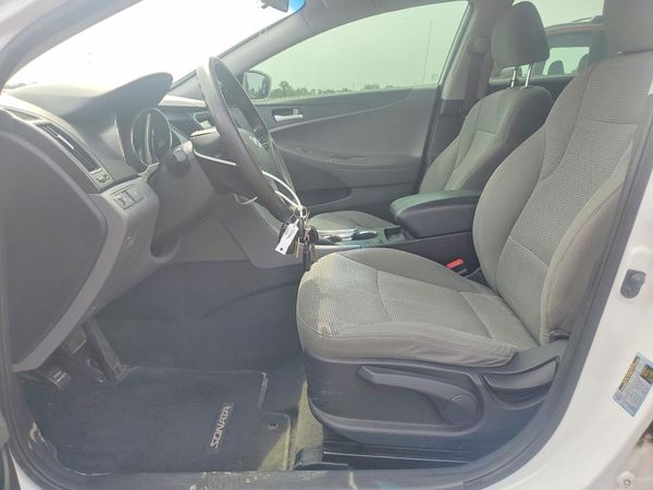 2013 HYUNDAI SONATA GLS/ GLS Popular