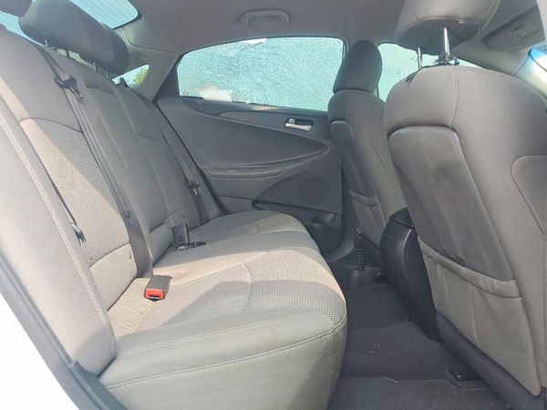 2013 HYUNDAI SONATA GLS/ GLS Popular