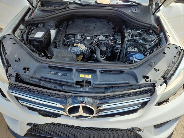 2017 MERCEDES-BENZ GLE-CLASS GLE350 — Engine bay