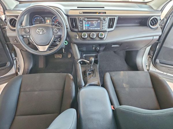 2017 TOYOTA RAV4 LE