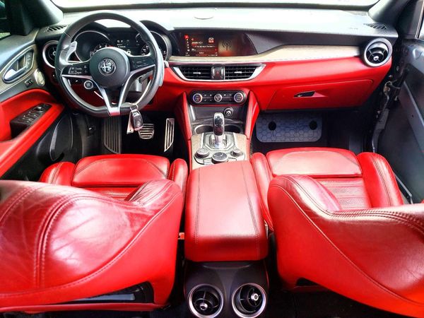 2018 ALFA ROMEO STELVIO