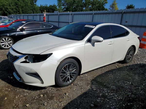 2018 LEXUS ES