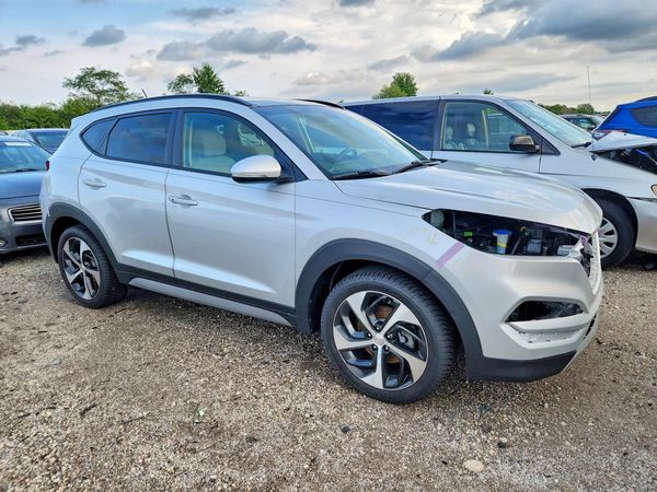 2017 HYUNDAI TUCSON