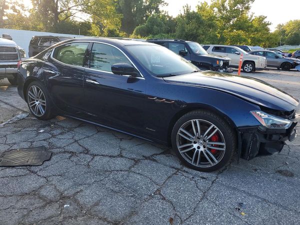 2021 MASERATI GHIBLI Sport