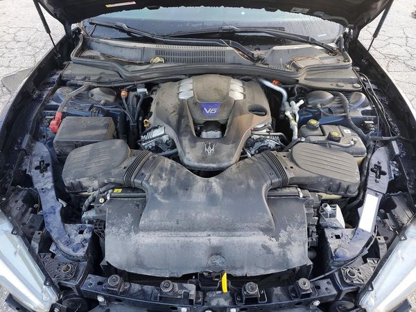 2021 MASERATI GHIBLI Sport