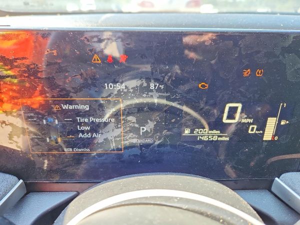 2025 NISSAN KICKS