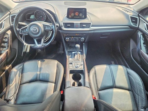 2017 MAZDA 3 Touring