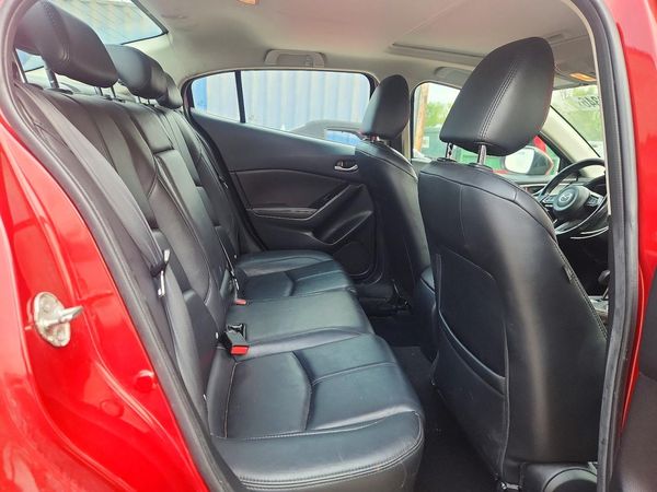 2017 MAZDA 3 Touring