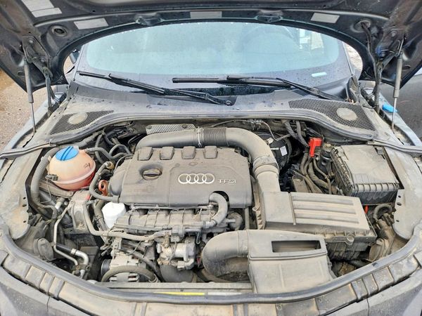 2012 AUDI TT quattro Premium Plus