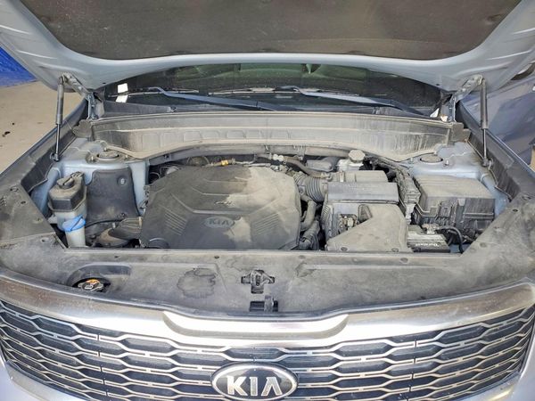 2020 KIA TELLURIDE S — Engine bay