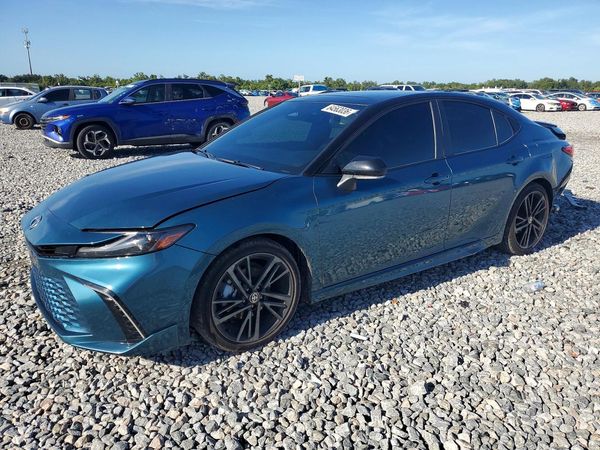 2025 TOYOTA CAMRY