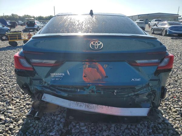2025 TOYOTA CAMRY