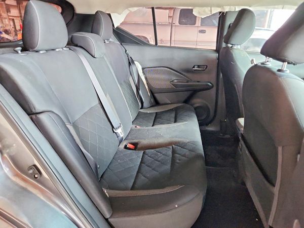 2020 NISSAN KICKS