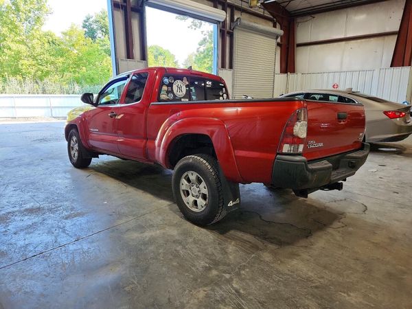 2014 TOYOTA TACOMA Delux Grade