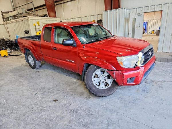 2014 TOYOTA TACOMA Delux Grade