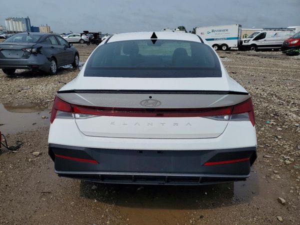 2026 HYUNDAI ELANTRA
