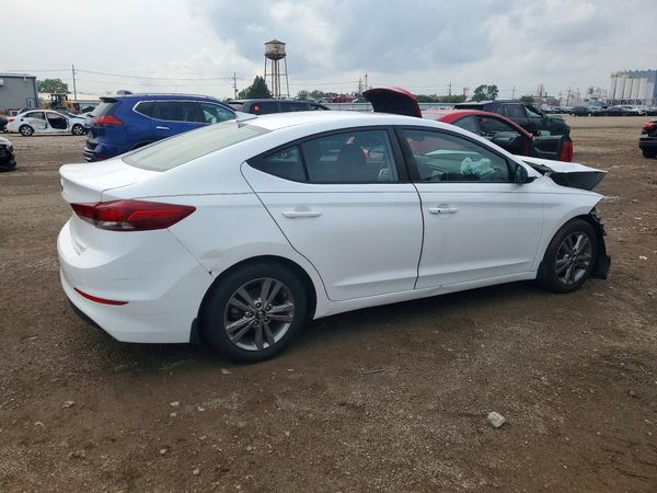 2018 HYUNDAI ELANTRA