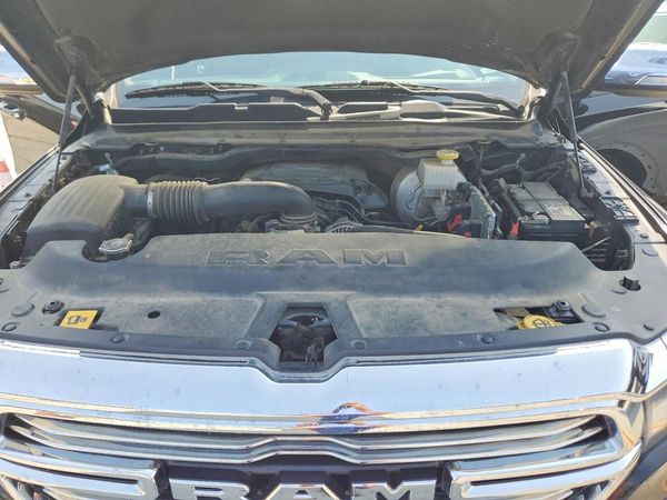 2019 RAM 1500 LARAMIE CREW CAB 4X4