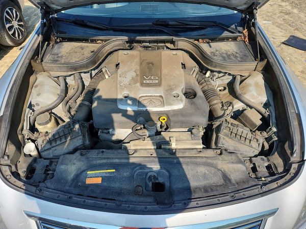 2015 INFINITI Q40