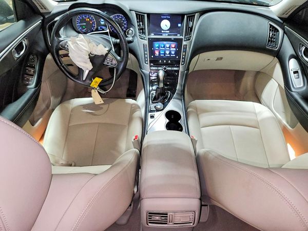 2015 INFINITI Q50