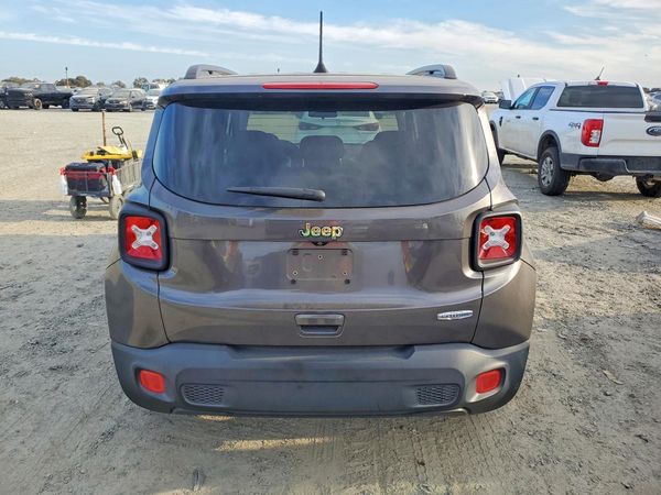 2018 JEEP RENEGADE LATITUDE 4X2