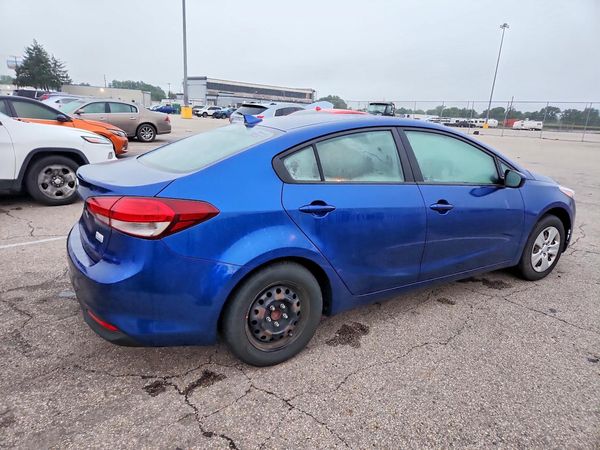 2018 KIA FORTE LX Base