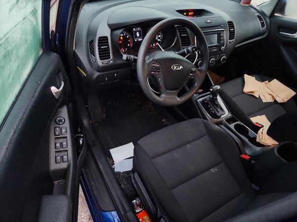 2018 KIA FORTE LX Base