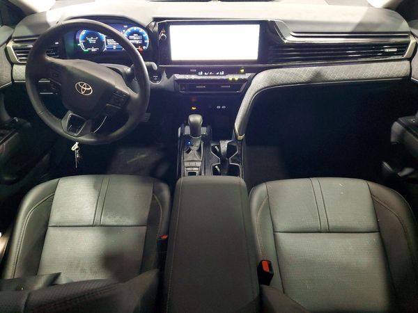 2025 TOYOTA CAMRY